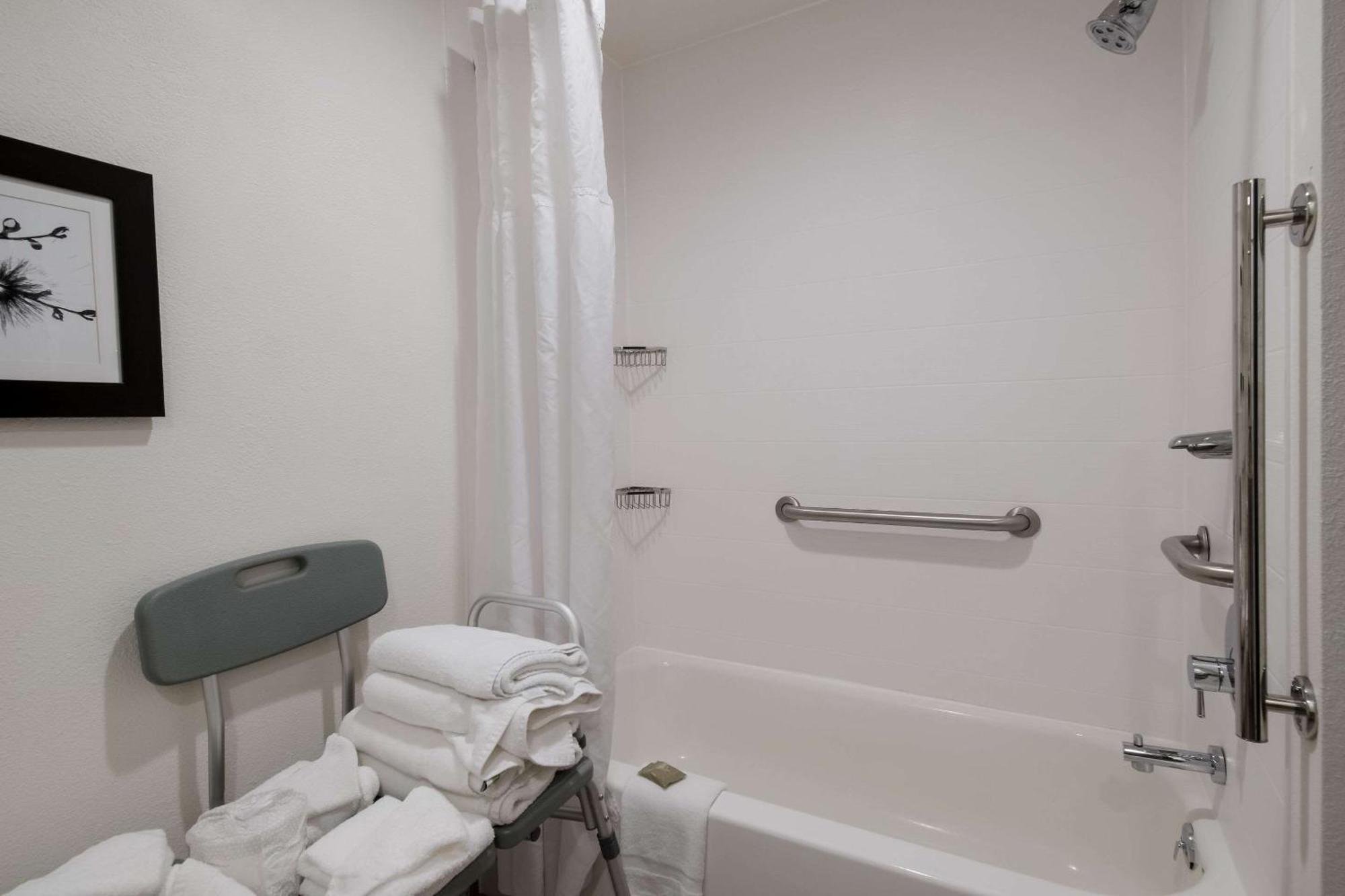 Country Inn & Suites By Radisson, Harrisburg Northeast - Hershey Екстериор снимка