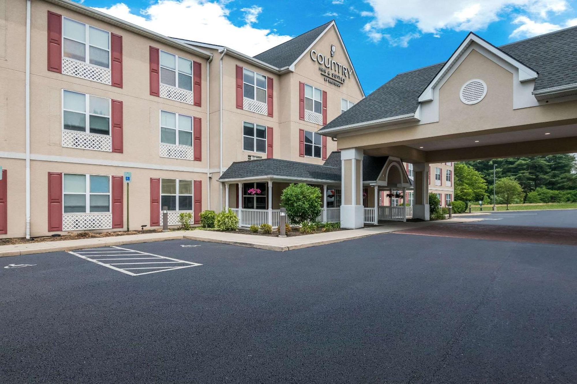 Country Inn & Suites By Radisson, Harrisburg Northeast - Hershey Екстериор снимка